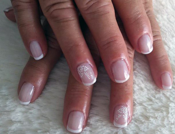 Charming White Lace Floral Nail Art Women