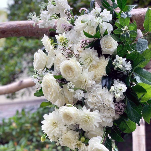 Charming White Wedding Flowers