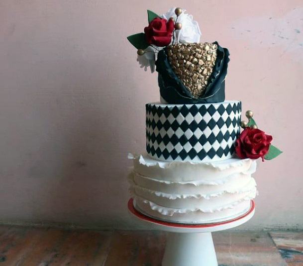 Checkered And Lace Wedding 3 Tier Cake Women