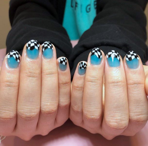 Checkered Tips Women Nails Ideas