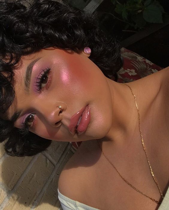 Cheeks Makeup Looks Rose Gold For Women