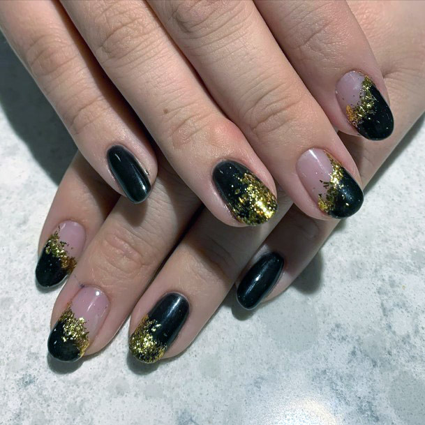 Chic Black And Gold Nail Polish