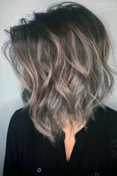 Chic Platinum Edged Messy Bob Hairstyle For Women