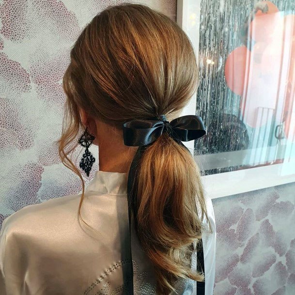 Chic Pony With Bow Tie Hair Women