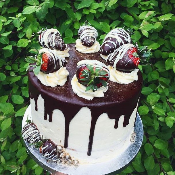 Chocolate Topped Strawberries Red Velvet Wedding Cake