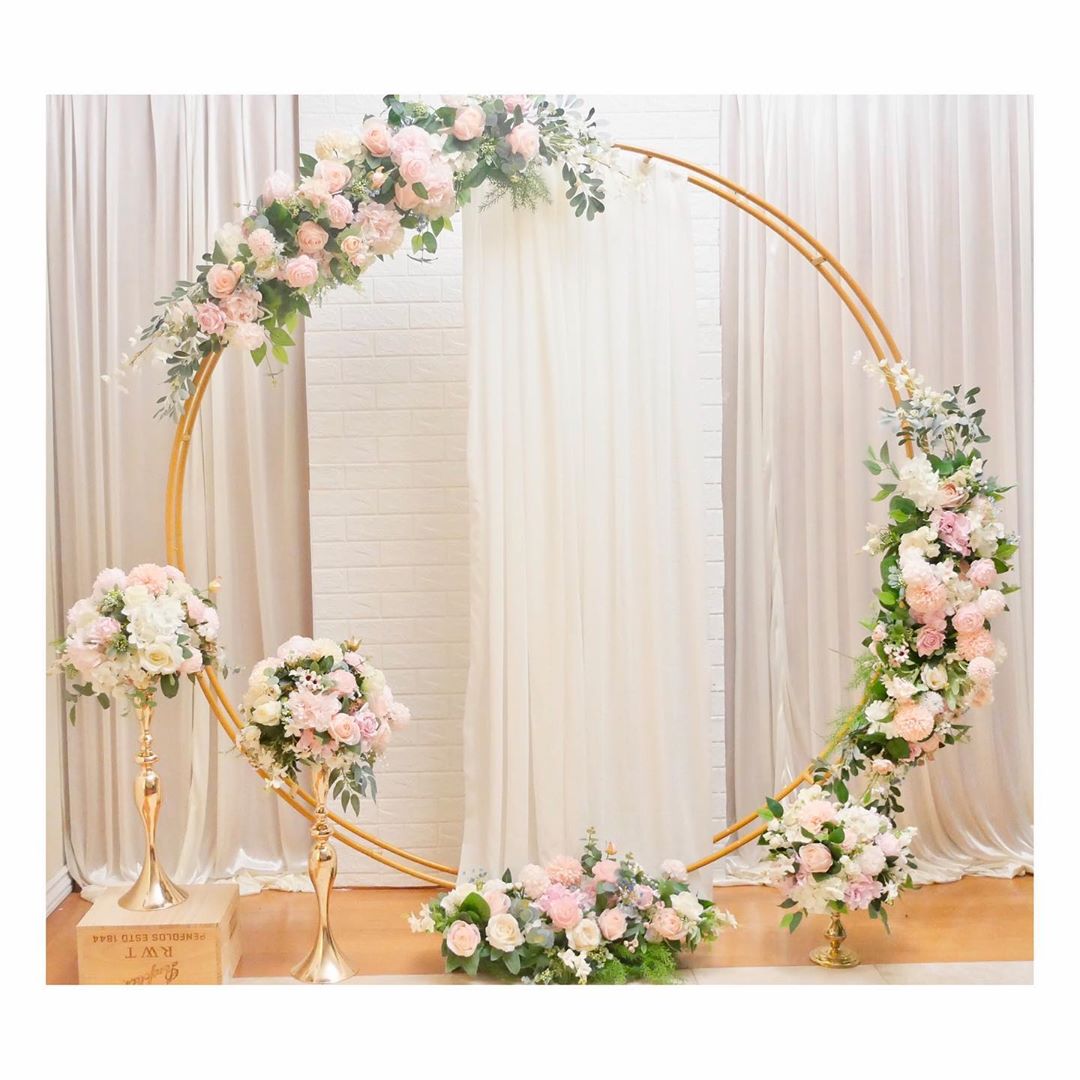 Circular Wedding Flower Arch