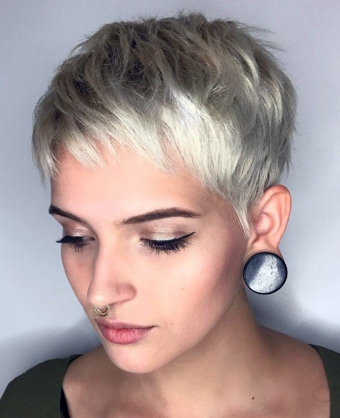 Classic Simple Blonde Short Pixie Cuts And Hairstyles For Women