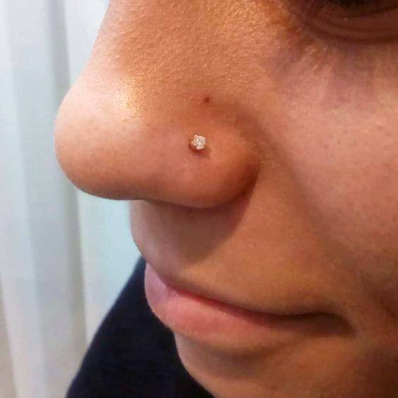 Classy And Flurtatious White Rhinestone Nose Stud Face Piercings For Girls