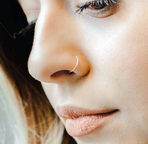 Classy And Pretty Silver Nose Ring Piercing Ideas For Women