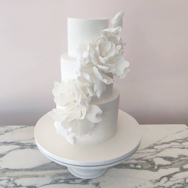 Clear White Wedding Cake