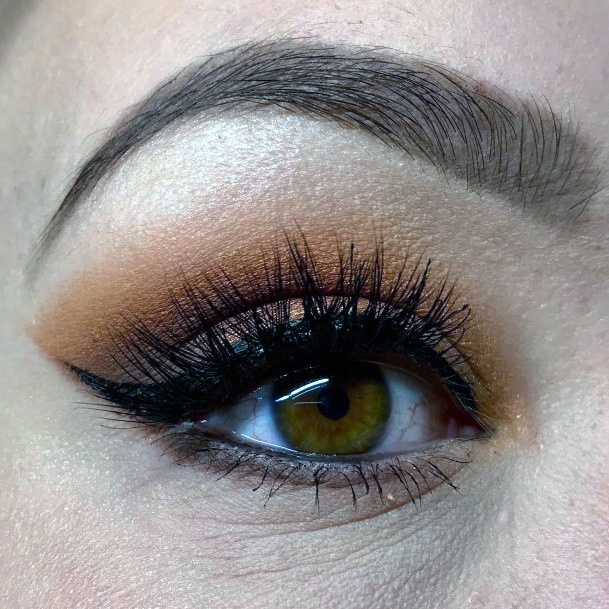 Coffee Brown Women Eyeshadow