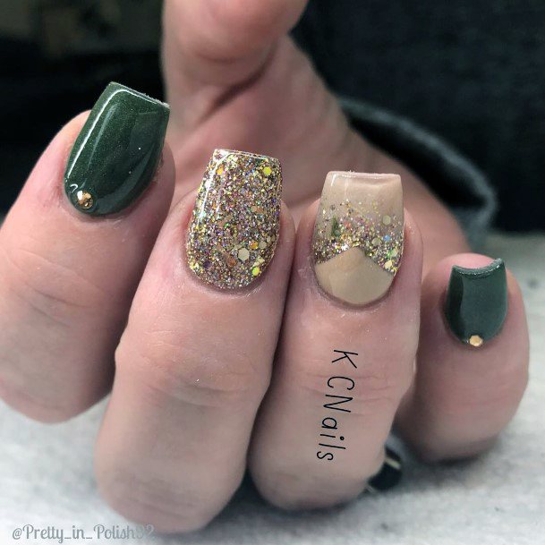 Colorful Womens Hunter Green Nail Design Ideas