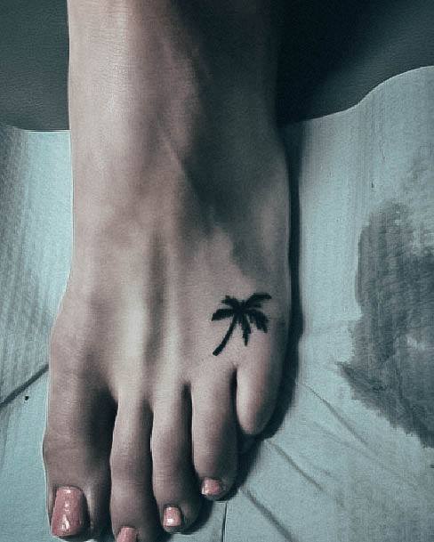 Colorful Womens Palm Tree Tattoo Design Ideas Foot