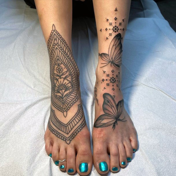 Cool Female Black Ink Tattoo Designs