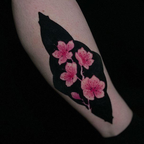 Cool Female Blackout Tattoo Designs