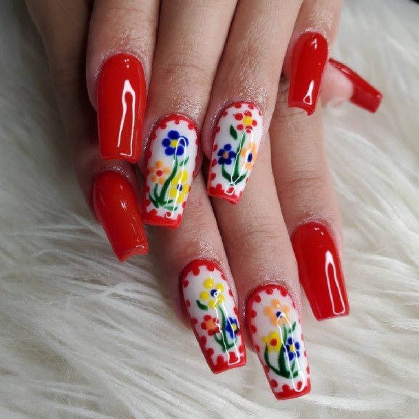 Cool Female Cinco De Mayo Nail Designs