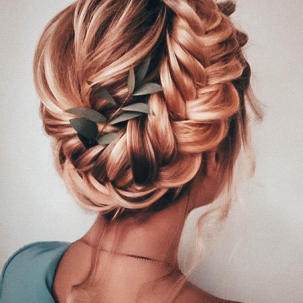 Cool Female Clean Hairstyles Ideas