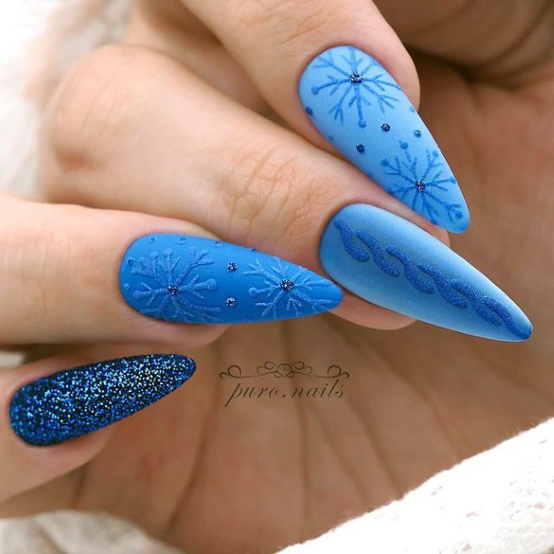 Cool Female Holiday Nail Designs