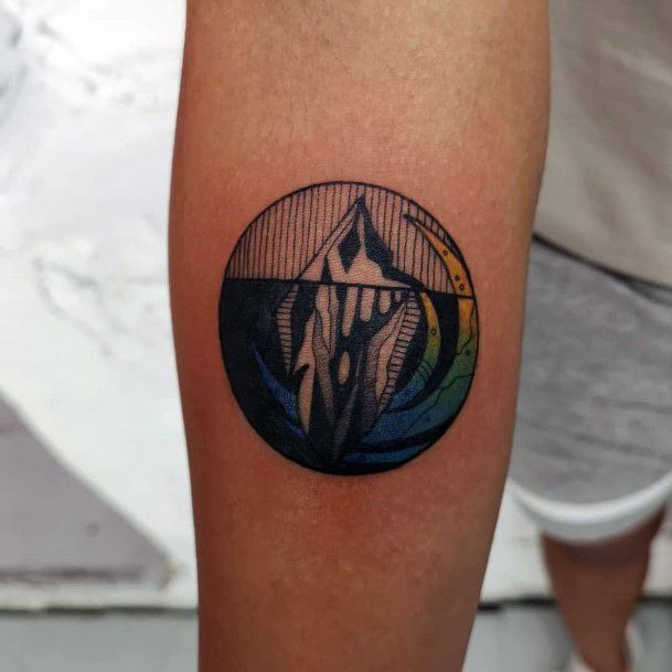 Cool Female Iceberg Tattoo Designs