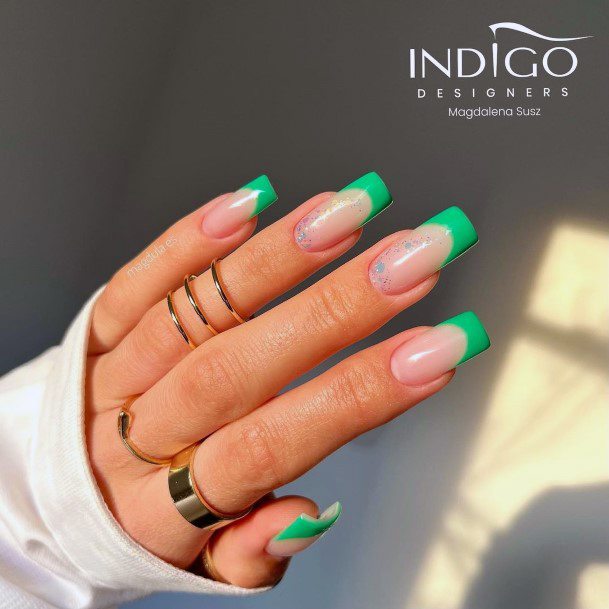 Cool Female Light Green Nail Designs