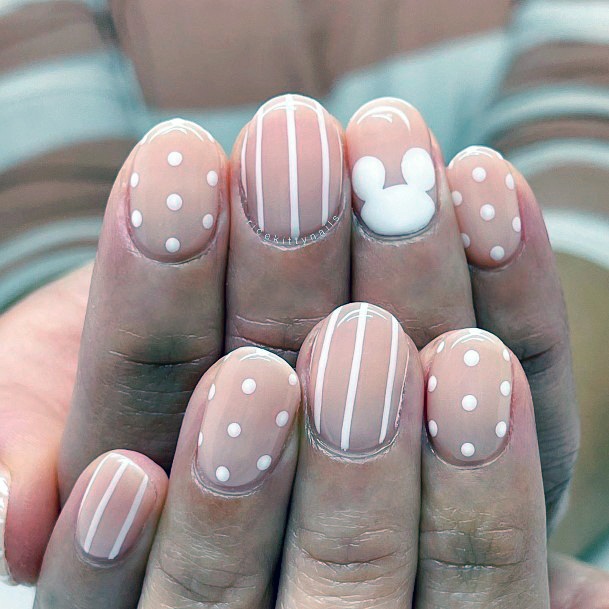 Cool Female Mickey Mouse Nail Designs