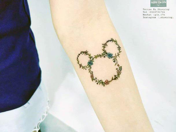 Cool Female Mickey Mouse Tattoo Designs