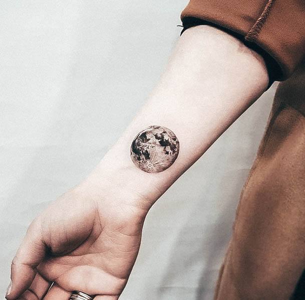 Cool Female Moon Tattoo Designs