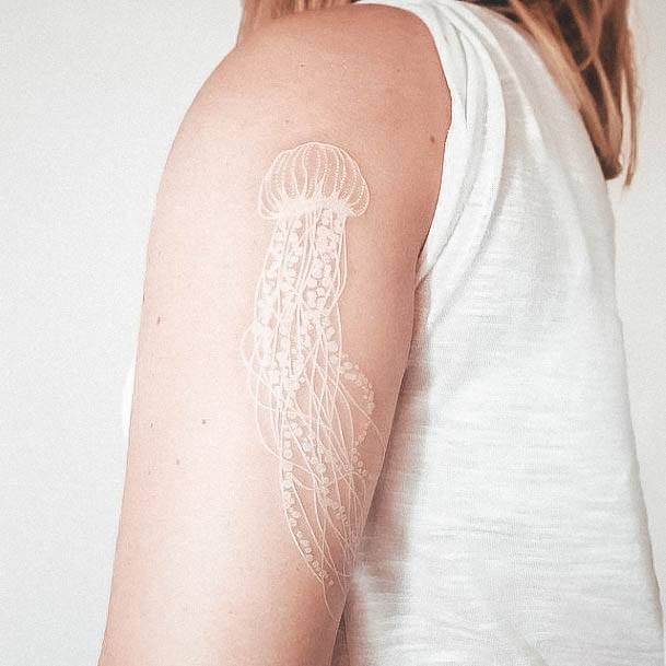 Cool Female Nautical Tattoo Designs