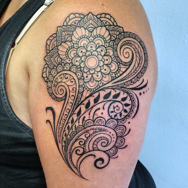 Cool Female Paisley Tattoo Designs