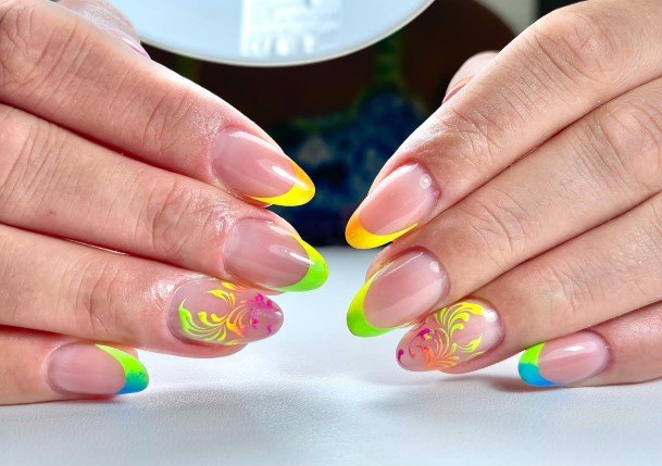 Cool Female Rainbow Nail Designs