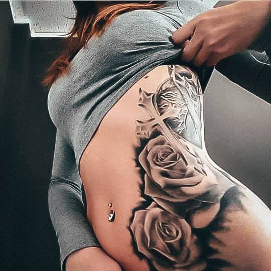 Cool Female Sexy Tattoo Designs