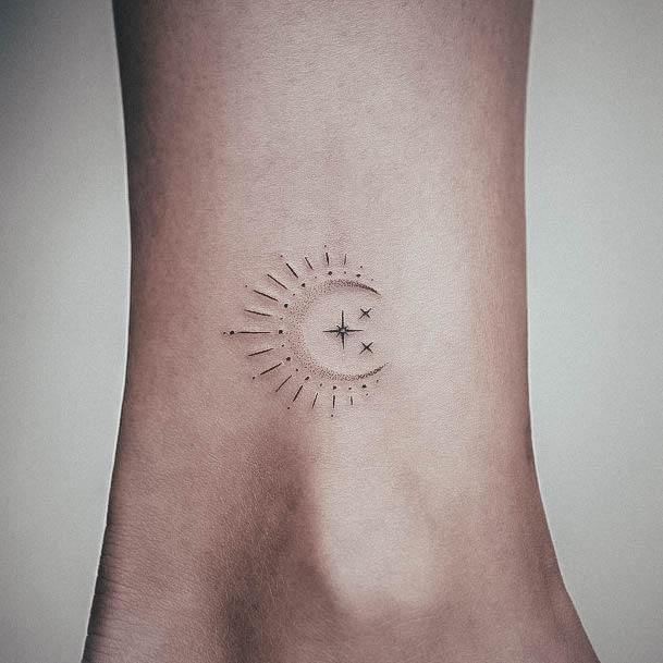 Cool Female Star Tattoo Designs Ankle