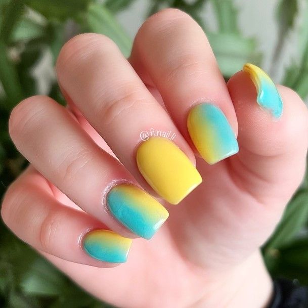 Cool Female Turquoise Nail Designs