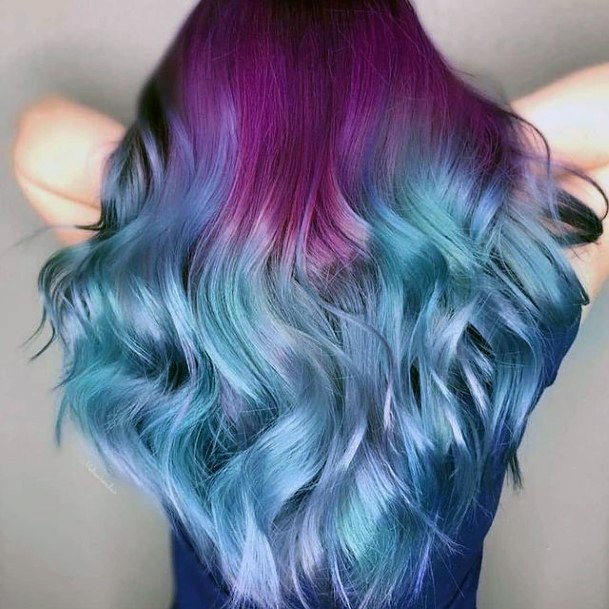 Cool Female Turquoise Ombre Hairstyles Ideas