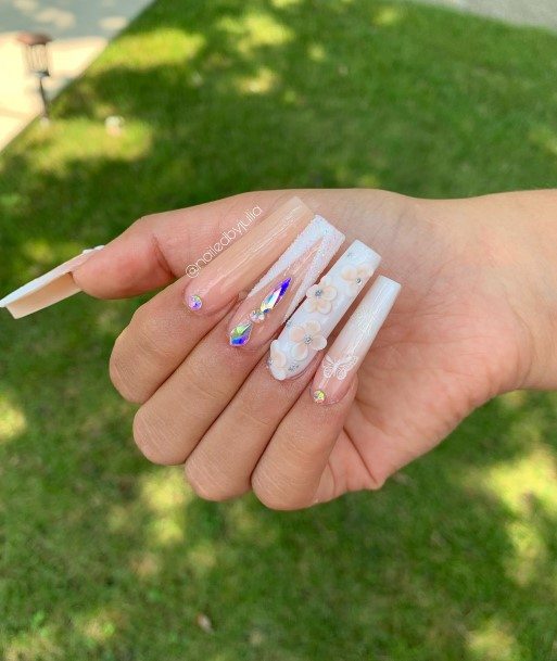 Cool Female White And Nude Nail Designs