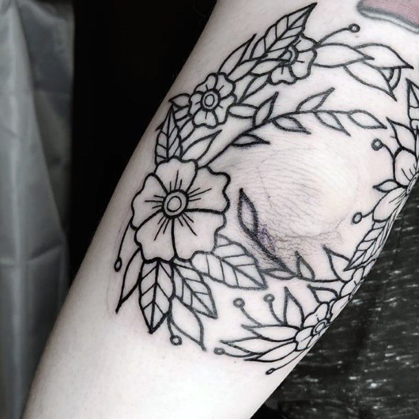 Top 100 Best Wreath Tattoos For Women - Circle Design Ideas