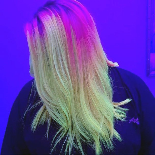 Cool Female Yellow Ombre Hairstyles Ideas