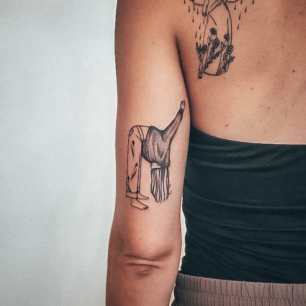 Cool Female Yoga Tattoo Designs