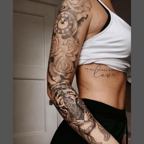 Cool Full Sleeve Tattoos For Women