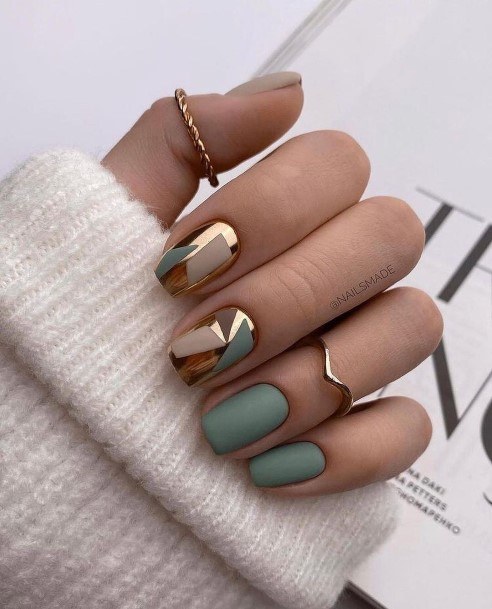 Cool Gold Nails For Women