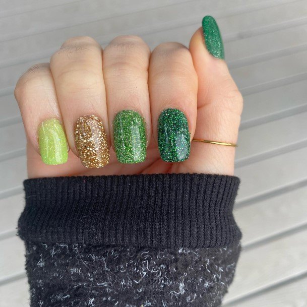 Cool Green Ombre Nails For Women