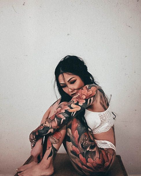 Cool Japanese Tattoos For Women Legs