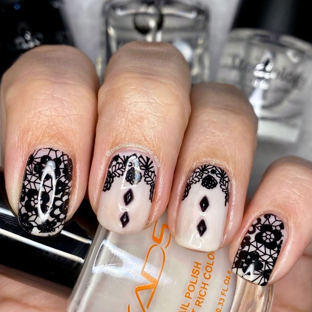 Cool Lace Nails For Women