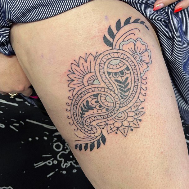 Cool Paisley Tattoos For Women