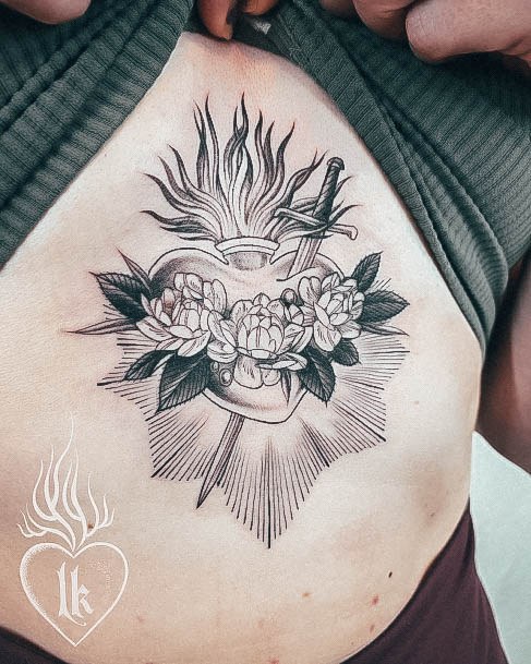 Cool Sacred Heart Tattoos For Women