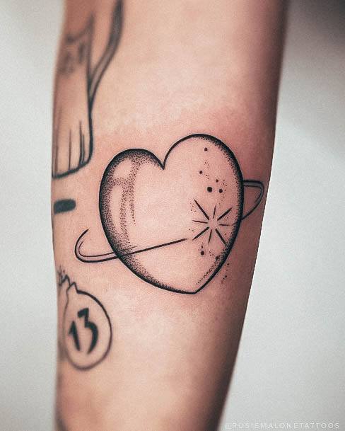 Cool Star Tattoos For Women Heart