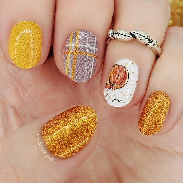 Cool Thanksgiving Nails For Women