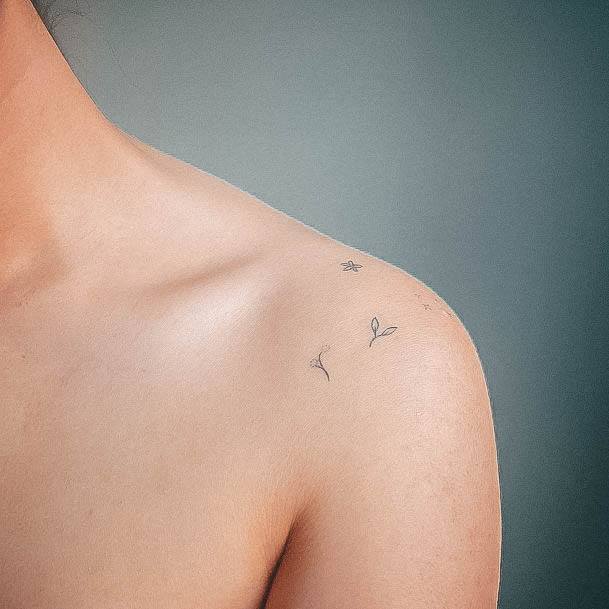 Cool Tiny Tattoos For Women Shoulder