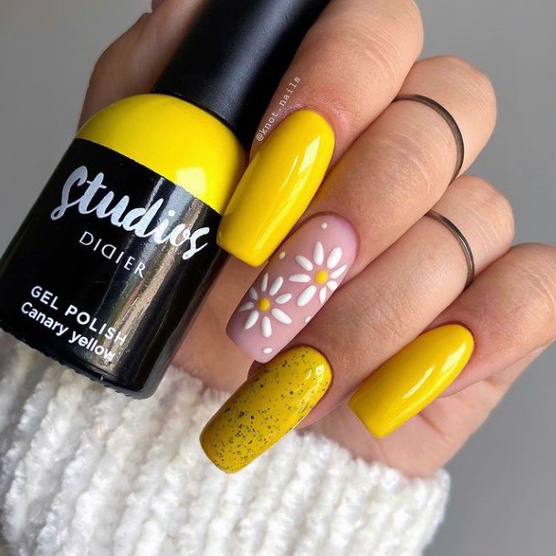 Cool Yellow Summer Nails For Women