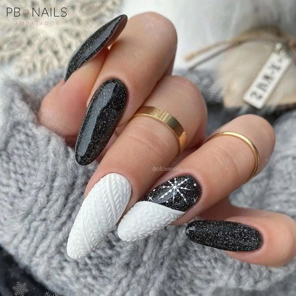 Coolest Females Black Oval Nail